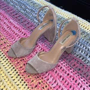 Steve Madden Nude Heals